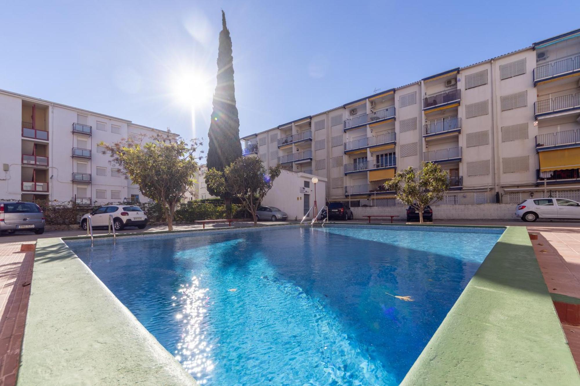 Apartamentos Atlas IV Salou Kültér fotó