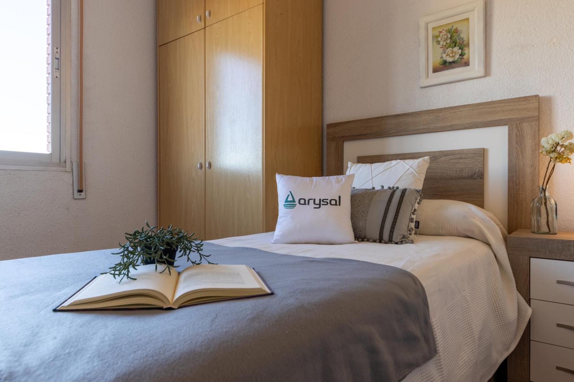 Apartamentos Atlas IV Salou Kültér fotó