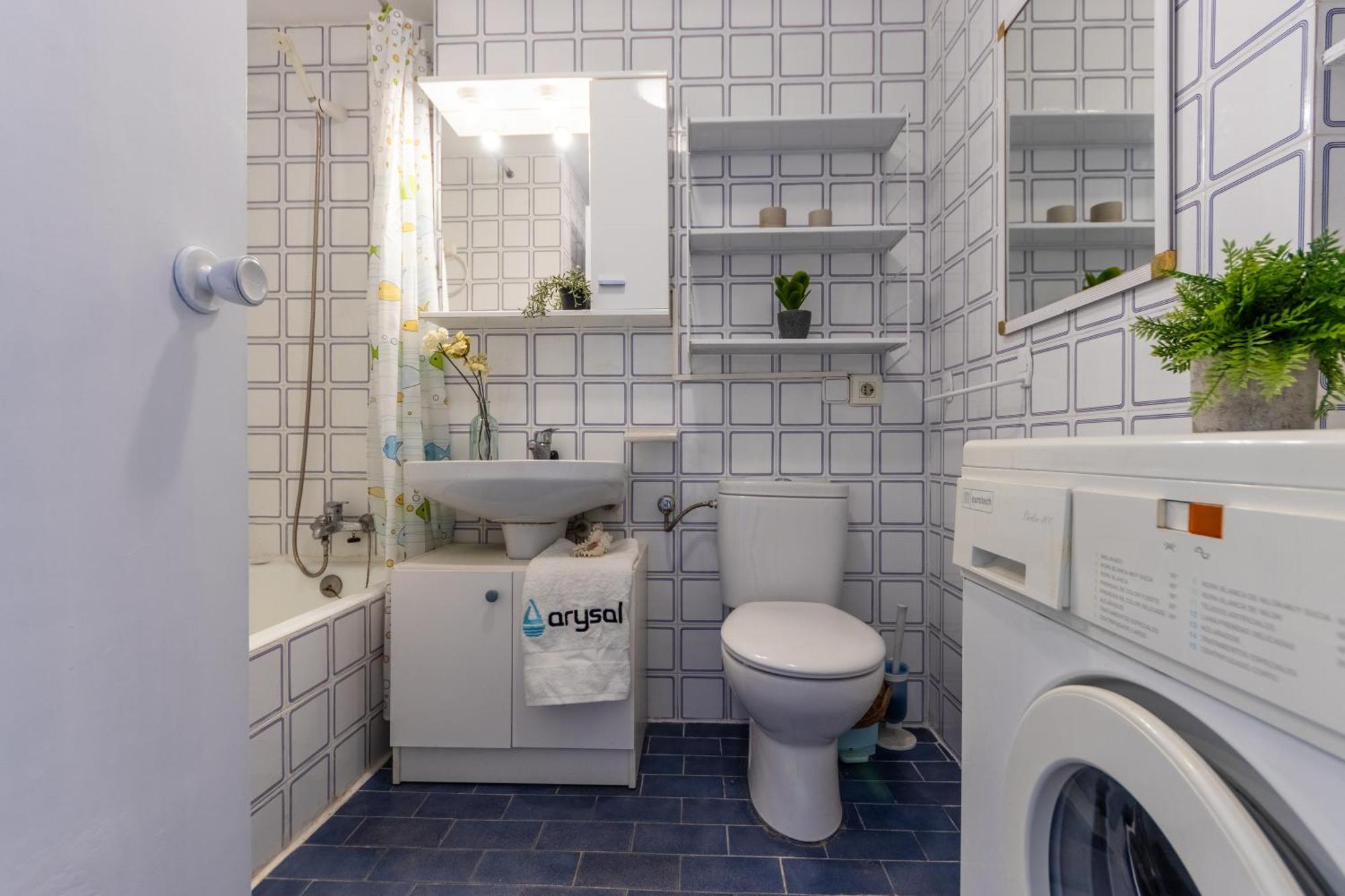 Apartamentos Atlas IV Salou Kültér fotó