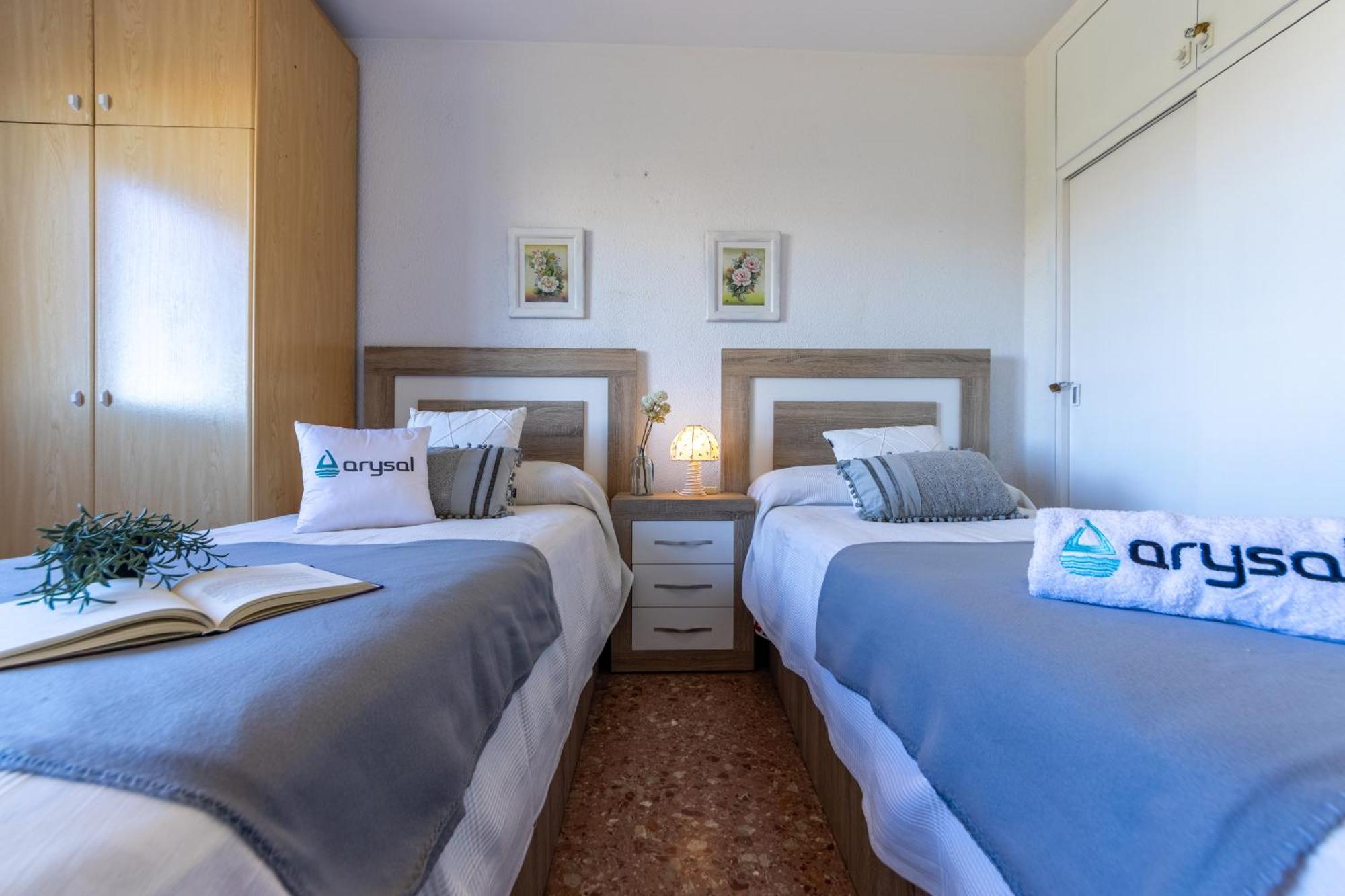 Apartamentos Atlas IV Salou Kültér fotó