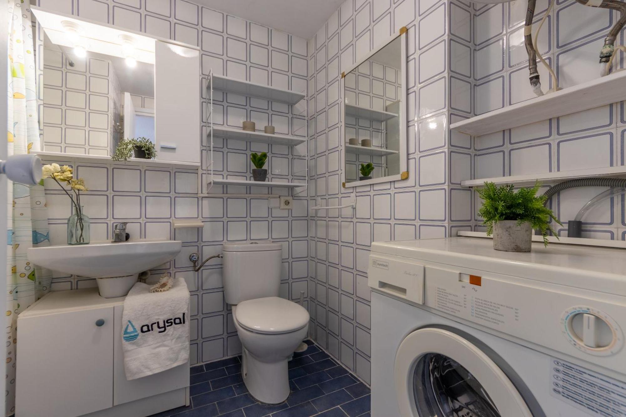 Apartamentos Atlas IV Salou Kültér fotó