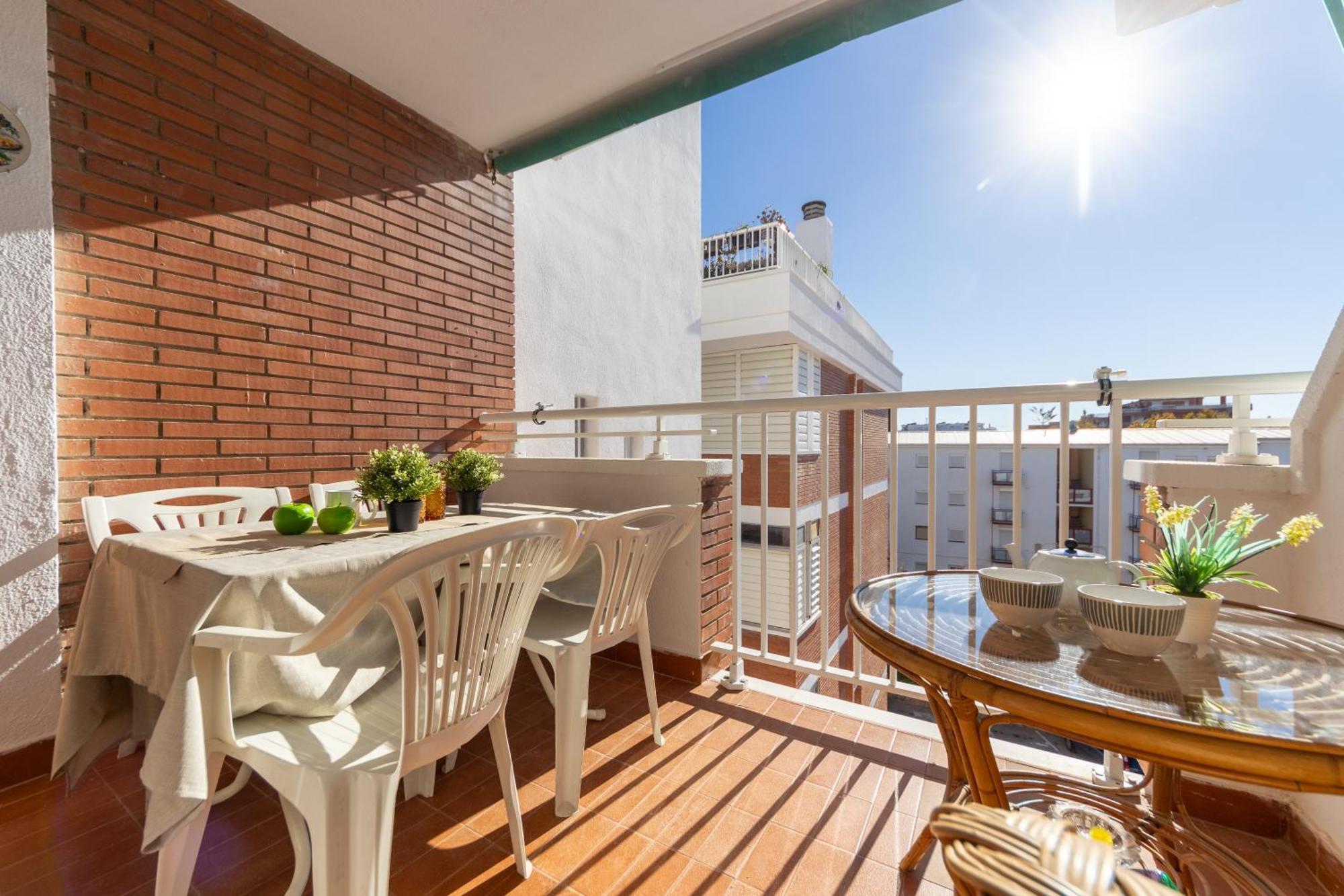 Apartamentos Atlas IV Salou Kültér fotó